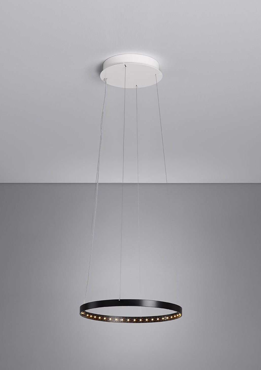 CIRCLE 30 - Display