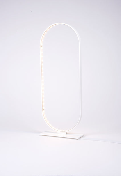 OVAL TABLE - Display