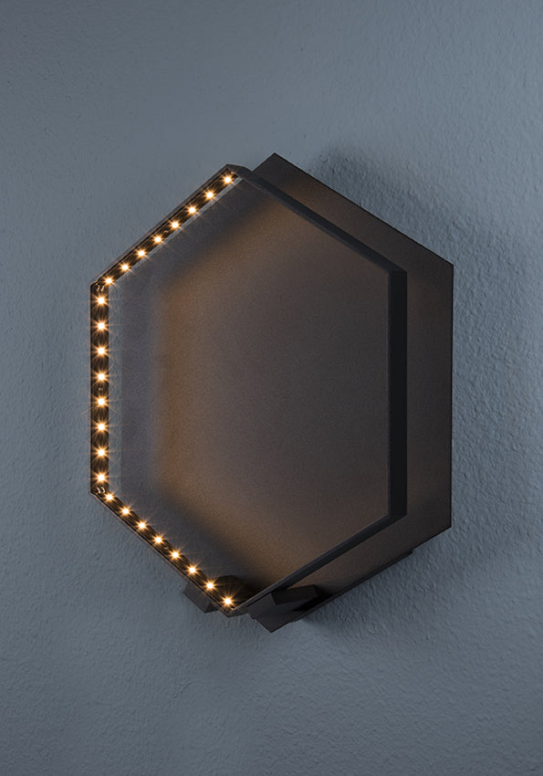 HEXA WALL